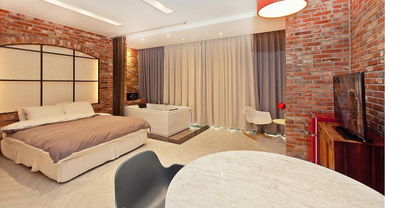 Ddose Pension Incheon South Korea