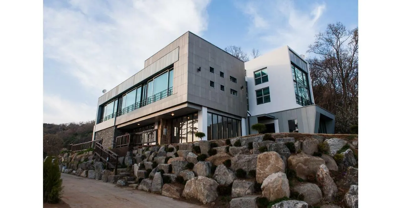 Ddose Pension Incheon Guest house